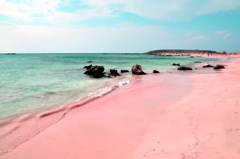 Pink-beach-and-sand-on-Elafonissi-beach-in-Crete-Greece